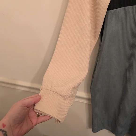 Wiholl Long Sleeve Colorblock Dress With Pockets Size Large New - Picture 6 of 6